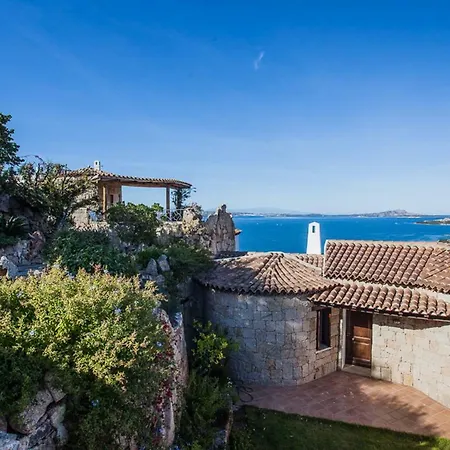 Ginepri Suites * Baja Sardinia